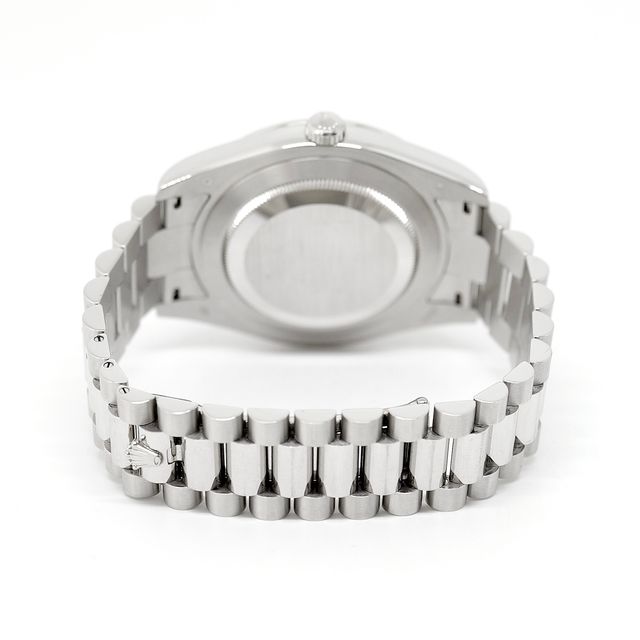 Rolex Day-Date II 218206 Image 3